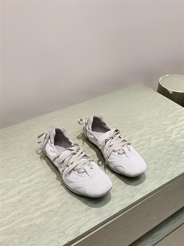 2025112716569455 310